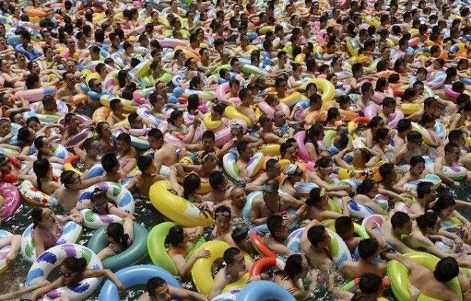 20 шокирующих фотографий показывающих как в Китае много людей