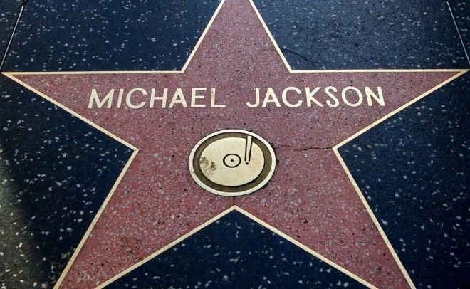 3 После смерти Майкла Джексона фанаты выражали соболезнования радиоведущему кино слава факты
