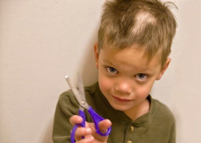 Для первого раза неплохо дети парикмахерская смешно стрижка