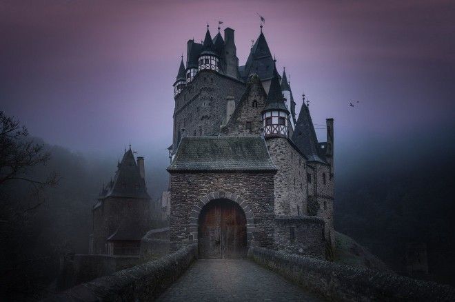 Замок Эльц уцелевший сквозь века