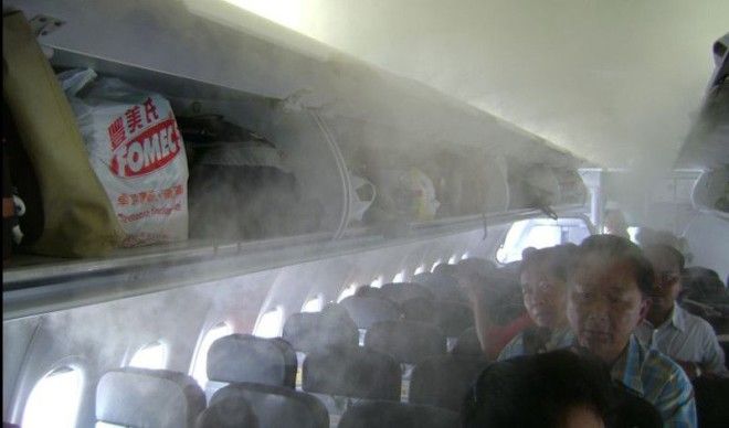 5 самых грязных мест в самолете