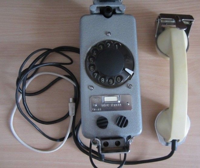 16 ТАСМ на Авито продают за 5000 рублей СССР советские телефоны фото история