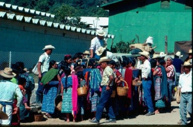 20 колоритных фотографий из повседневной жизни Гватемалы в 1970е годы