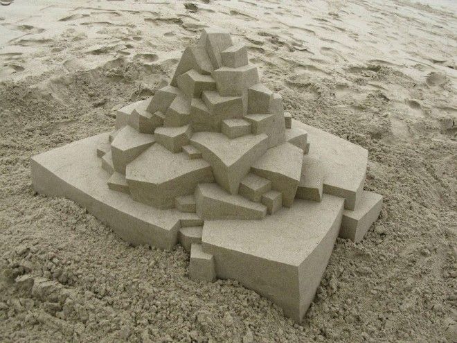 шедевры из песка футуристический замок