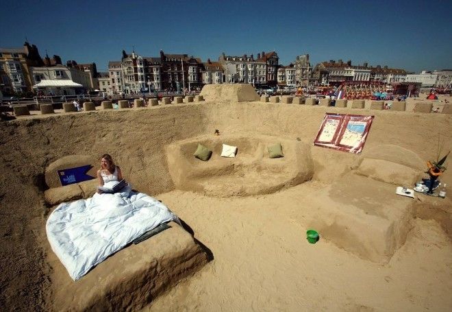 Отель песчаный замок Sand Hotel