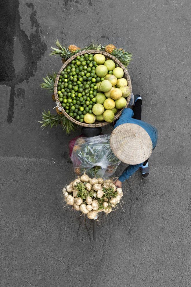 Вьетнамские уличные торговцы воплощение гармонии