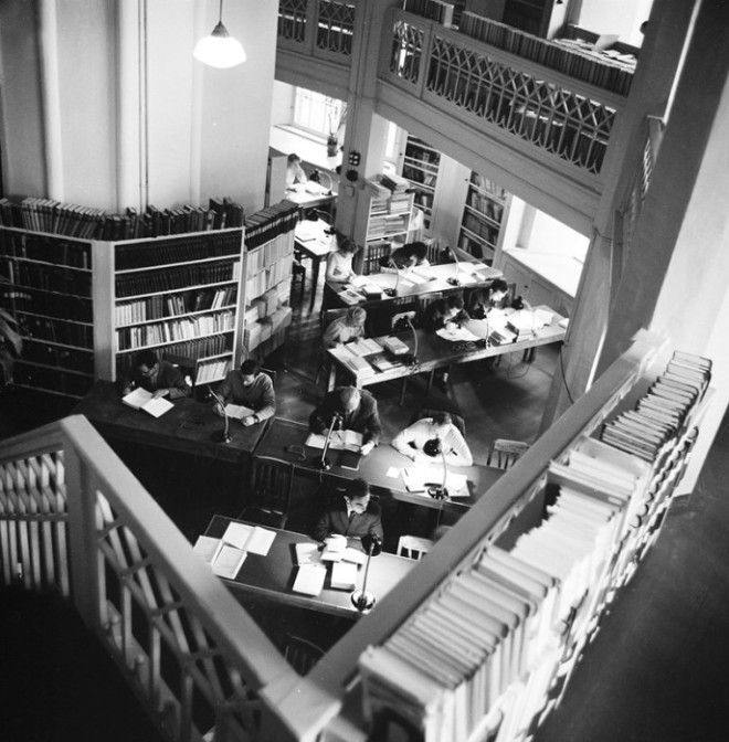 Читальный зал в Академическая библиотека Таллинского университета СССР Эстония 1966 год
