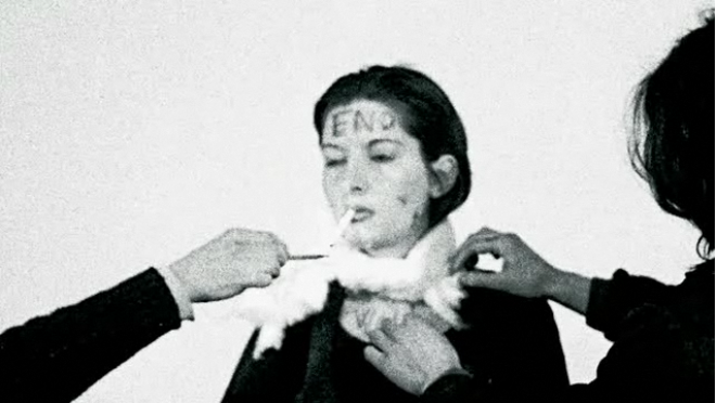 Картинки по запросу marina abramovic rhythm 0.