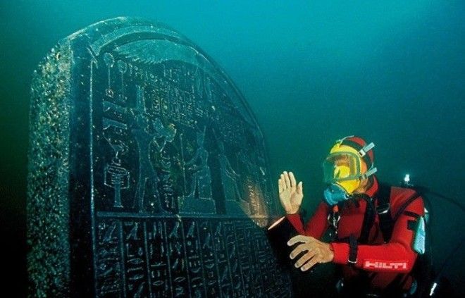 Плита с египетскими иероглифами Фото thecultureconceptcom