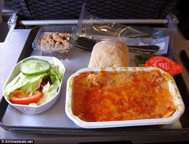 Самая отвратительная еда в самолетах