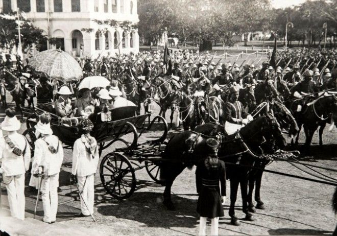Виконт Гошен прибывает в резиденцию губернатора Мадраса в 1924 году. Проведя 5 лет на губернаторском посту, в 1929-м, виконт Гошен станет вице-губернатором Индии. Фото: Philyeomans / BNPS