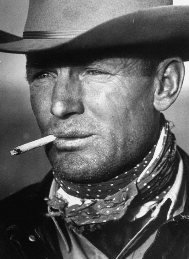 39-летний техасский ковбой Clarence Hailey, образ которого был использован впоследствии для рекламы сигарет.