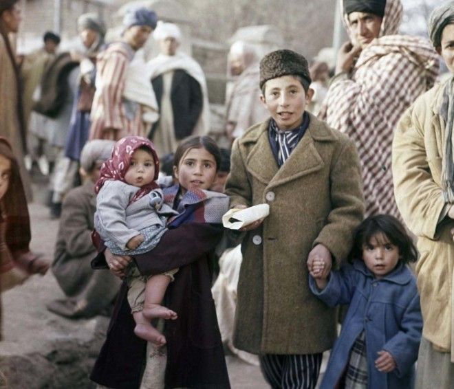 Дети на улице в Кабуле ноябрь 1961 года