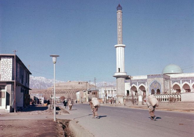 34 Новая мечеть в пригороде Кабула ноябрь 1961 год