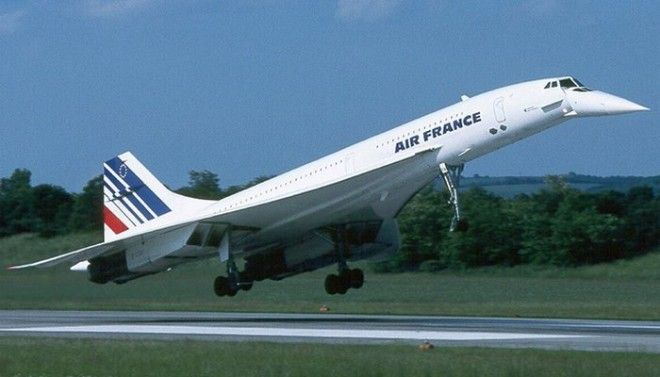 Пассажирский самолет Concorde