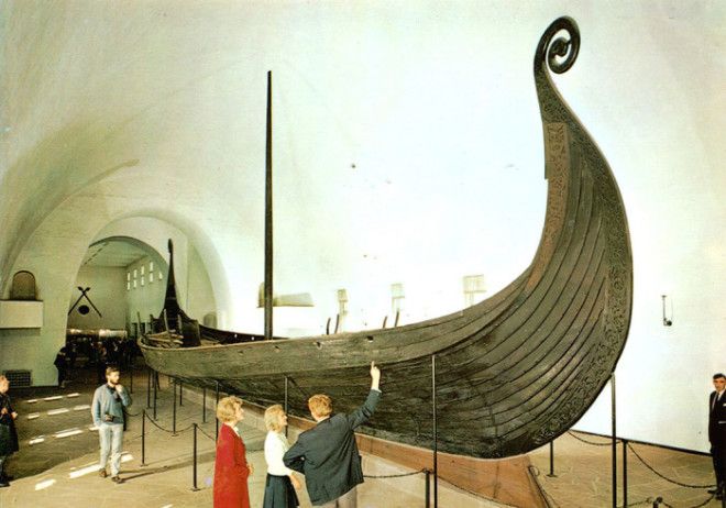 Осебергский корабль в Музее драккаров в Осло Фото flickrcom