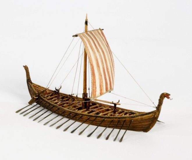 Модель Осебергского корабля викингов Фото uploadwikimediaorg