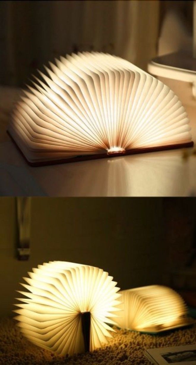 Прикроватный светильник в форме книги с открытыми станицами которые светятся