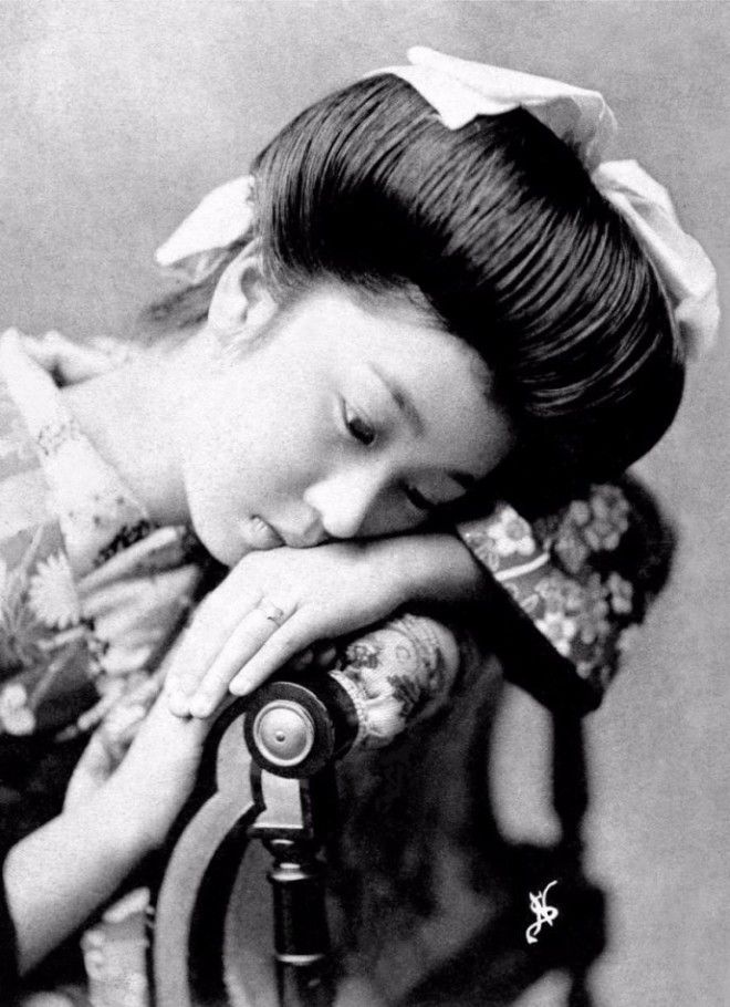 Гейши без кимоно 10 уникальных снимков жриц любви сделанных в 1900 году