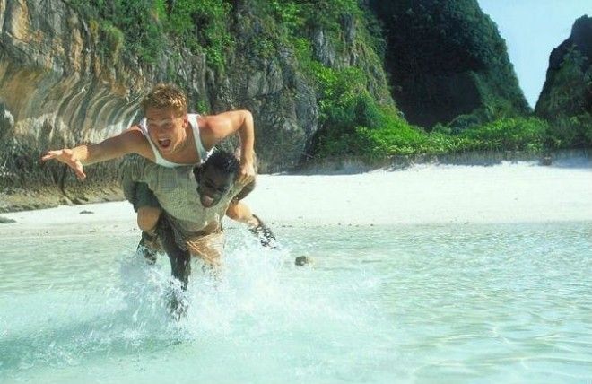 Спасатели Малибу и еще 8 пляжных фильмов чтобы продлить лето