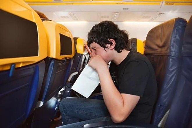 22 секрета о которых стюардессы предпочитают молчать
