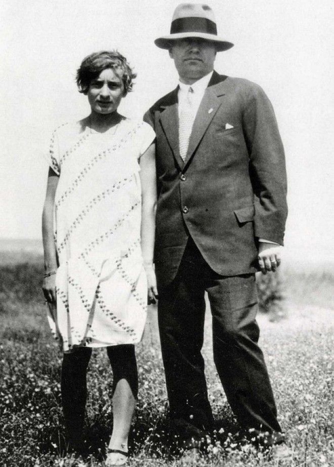 Эдда Муссолини с отцом