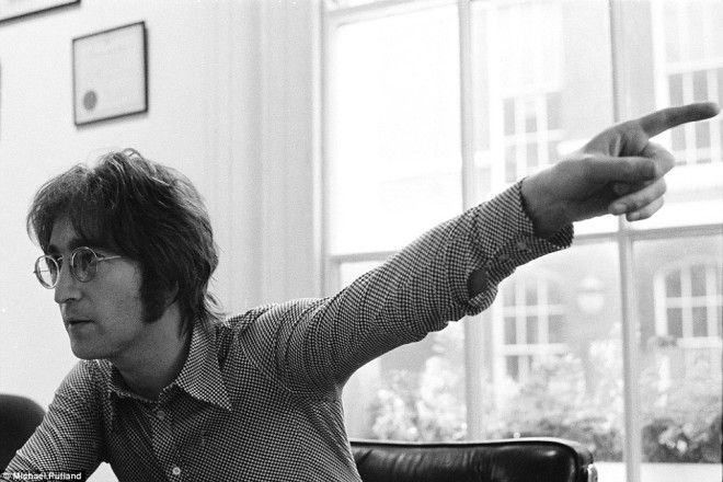 Интимные фото Rolling Stones Джона Леннона и других звезд от Майкла Путленд