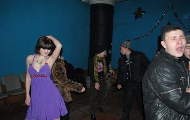 Суровые дискотеки из российских глубинок Как зажигает настоящая деревня