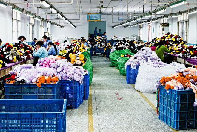 Экскурсия по самой большой китайской фабрике мягких игрушек