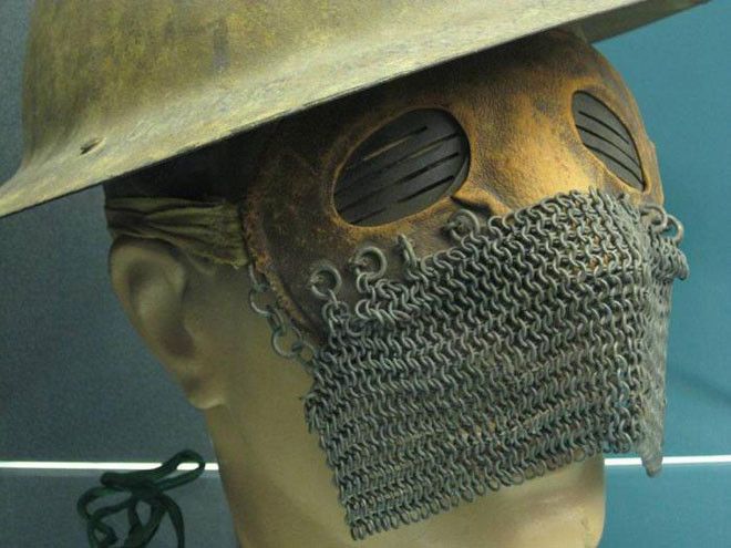 Самые страшные маски в истории