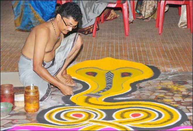 Нагапанчами индуистский праздник когда все вместо работы умасливают змей