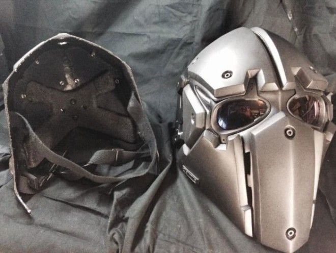 Шлем подразделения SAS защищающий от пуль
