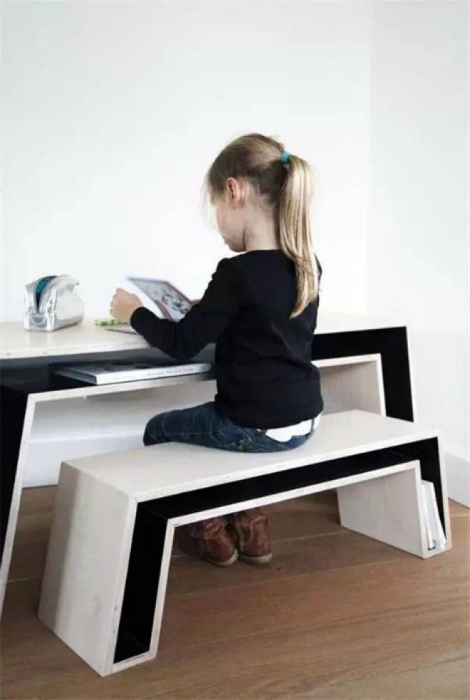 Современный письменный стол со скамейкой