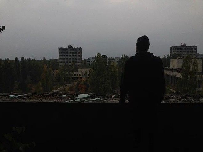 13 фото сделанных сталкерами которые нелегально заночевали в Чернобыле