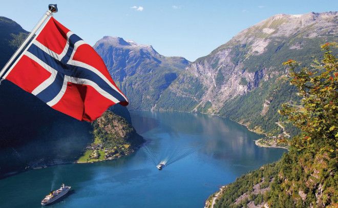 Норвежский Этот северогерманский язык является национальным языком Норвегии Норвежский вместе со шведским и датским взаимопонятны с другими вариантами скандинавских языков такими как исландский и фарерский