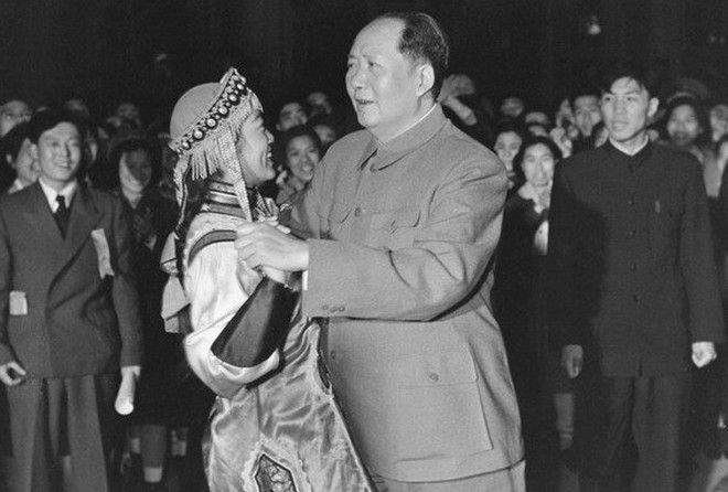Мао Цзэдун - тот еще любитель женщин!